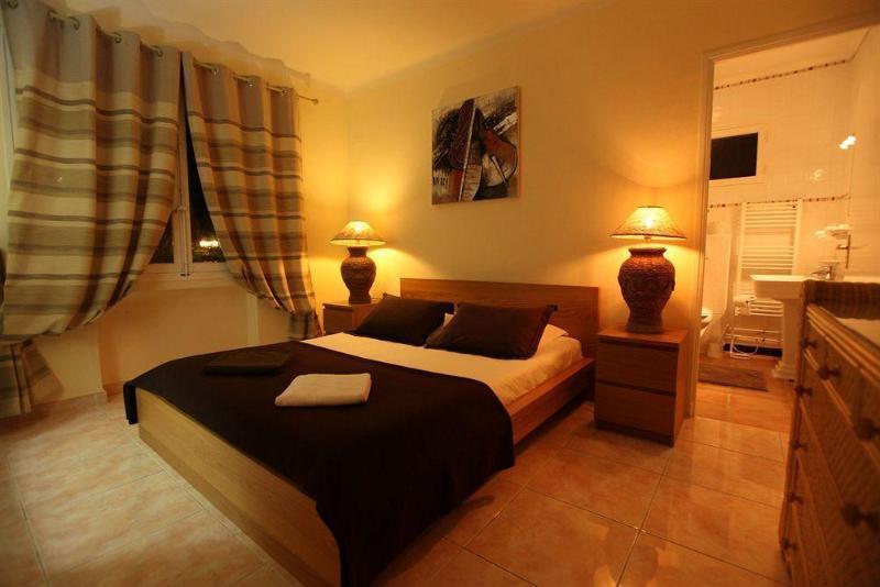Hotel Villa Maya Gassin Exterior photo